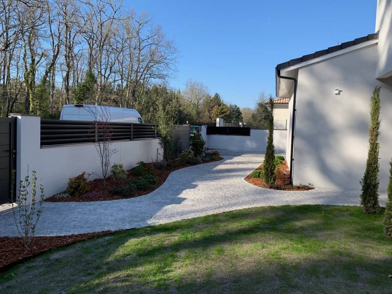 Création d'une allée carrossable en pavés sur Saint Aubin du médoc